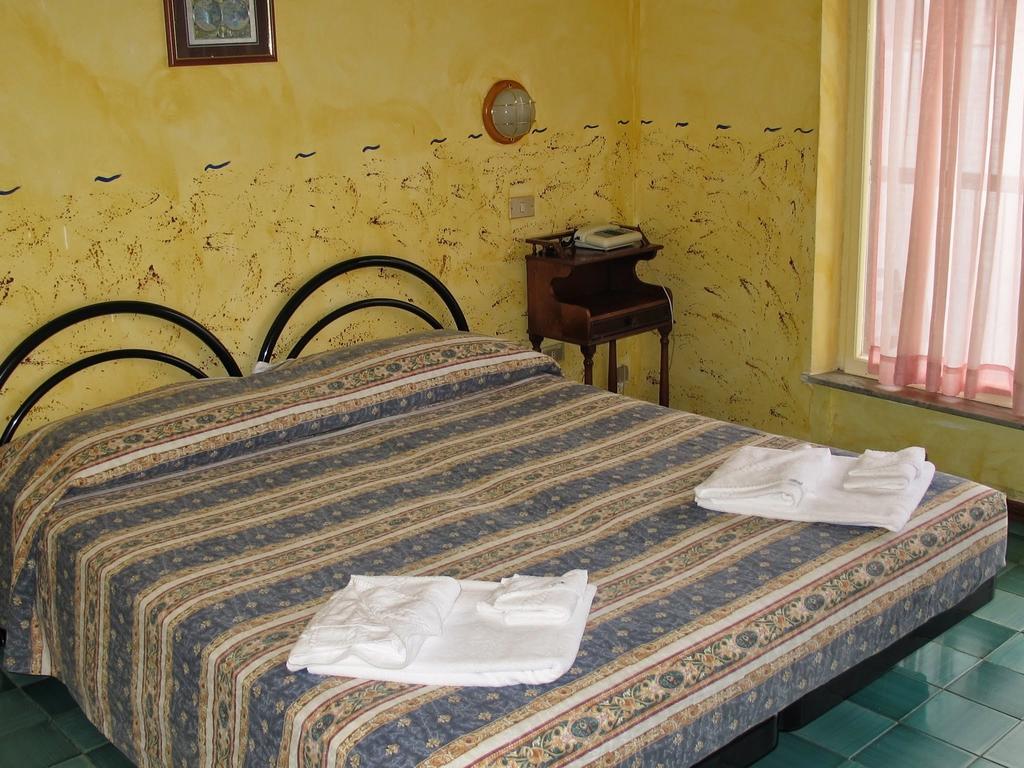 Hotel Capo 诺利 客房 照片