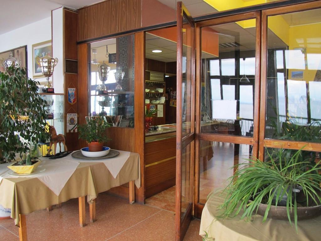 Hotel Capo 诺利 外观 照片
